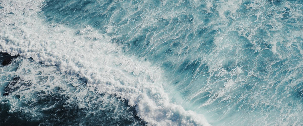 Clarins : premier partenaire de Plastic Odyssey Expedition Océan photographié de haut