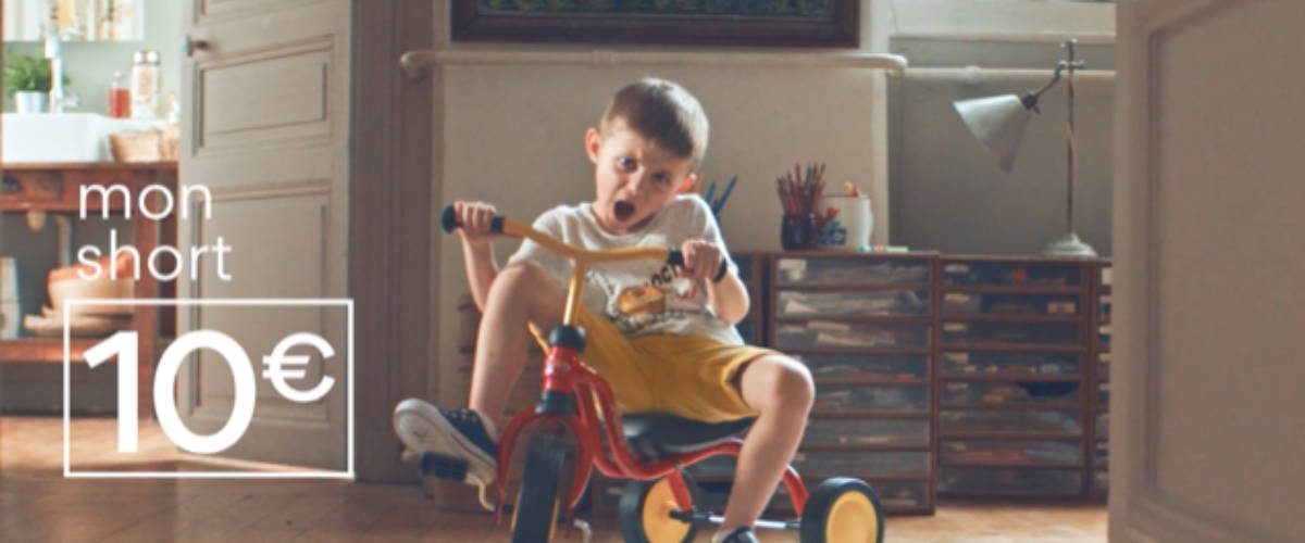 La Halle offre une activité loisir aux enfants et lance sa nouvelle campagne Un enfant sur un vélo
