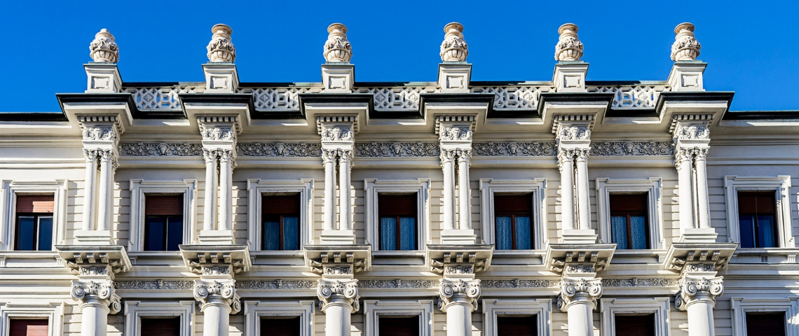 Les locaux de BNP Paribas en Italie. Un batiment ancien et architectural.