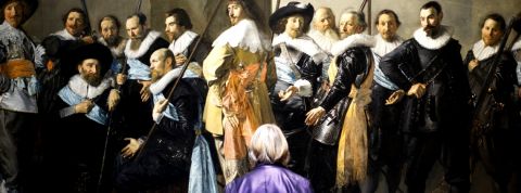 Art & business : « Les entreprises en ont marre de faire des chèques » une vieille dame devant un tableau au musée