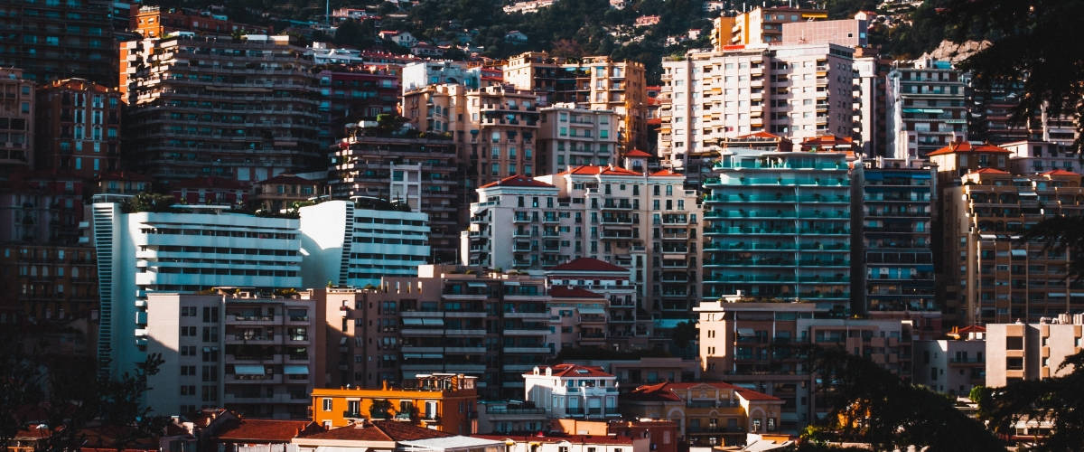 Monaco accueille à bras ouverts les levée de fond issu de la crypto-monnaie Vue sur la colline de Monaco