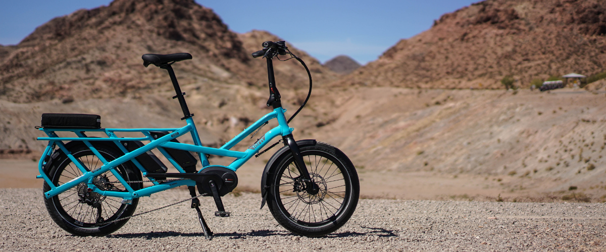 Les vélos Bond Mobility veulent faire concurrence à Uber et Lime Vélo électrique bleu, dans un désert