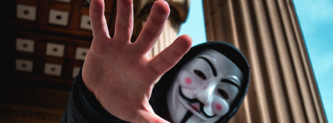 hacker russe Masque portant un masque