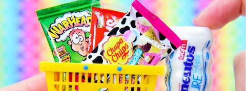 Mini packagings et maxi prix : quand le marketing du mignon s’attaque aux enfants mini marques zuru