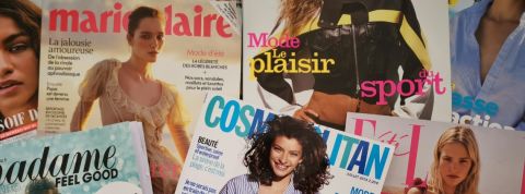 La presse féminine a-t-elle changé ? Des magazines féminin disposé en patchwork