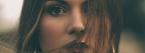 Comment les réseaux sociaux redessinent nos corps Visage d'un mannequin