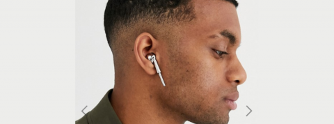 Les AirPods deviennent des accessoires de mode Image du site Asos