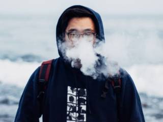 Entre les ados et JUUL, c’est fini !