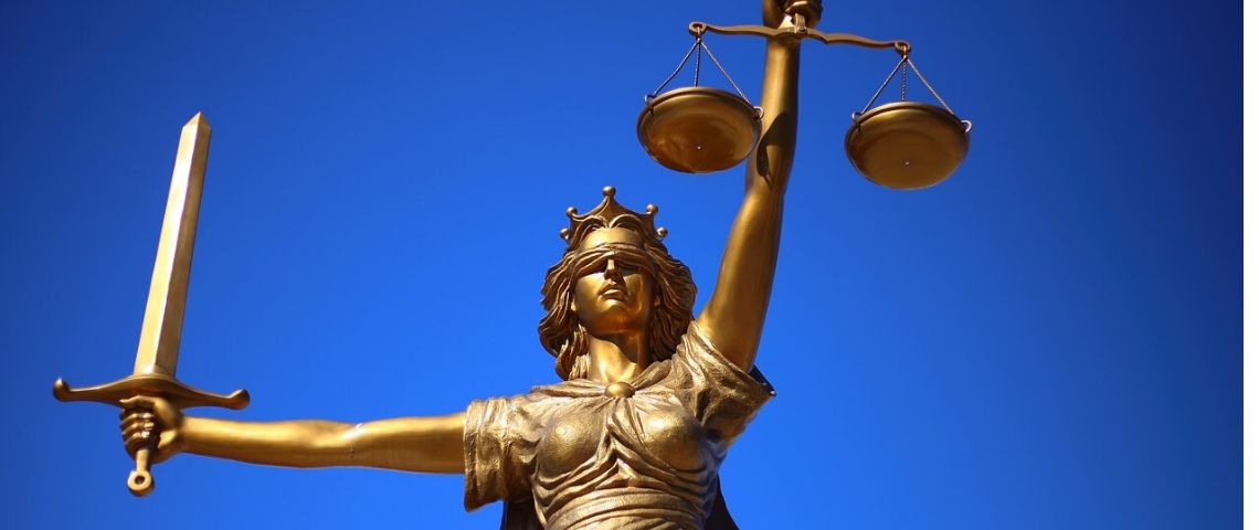 Est-il possible pour les entreprises de précéder les lois ? Quels sont leurs rôles à côté de l'Etat ? Est-il possible pour les entreprises de précéder les lois ? Quels sont leurs rôles à côté de l'Etat ?