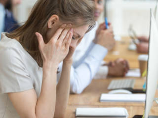 Génération dépression : les jeunes quittent leur job pour préserver leur santé mentale