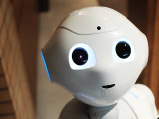 64 % des salariés feraient plus confiance aux robots qu’à leur boss