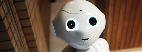 A t-on encore besoin d'innovation ? Gros plan du robot Pepper