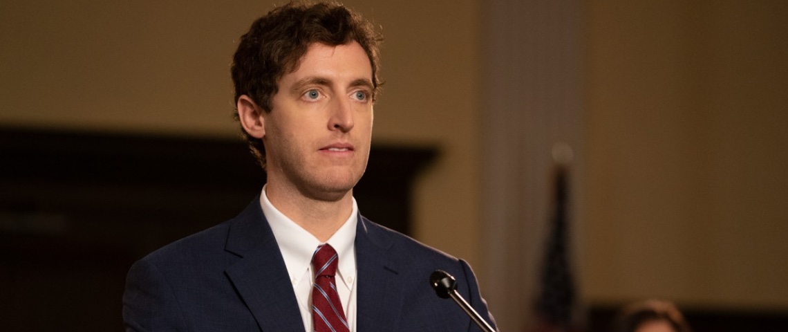 Silicon Valley : la satire légère laisse place à la remise en question de la tech Richard Hendricks, personnage de Silicon Valley, devant le congrès américain.