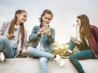 Sur Snapchat, la génération Z veut des marques amicales et exemplaires