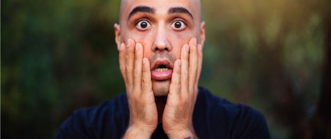 5 tendances du numérique qui font flipper Un homme chauve qui a peur