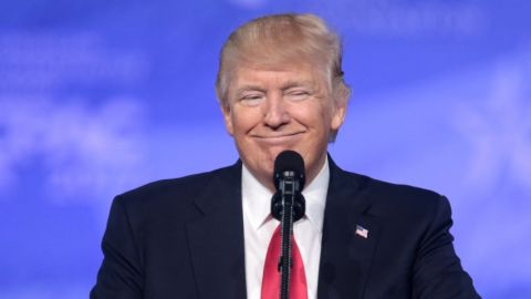 Le président des Etats-Unis Donald Trump aqui affiche un air narquois