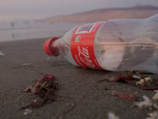 Et les entreprises qui produisent le plus de déchets plastique sont...