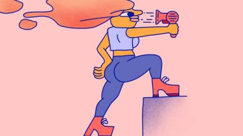 un dessin d'une femme se séchant les cheveux