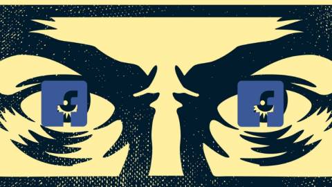 le visage de big brother avec le logo de Facebook dans les yeux.
