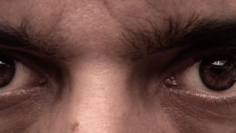 regard d'un homme en colère