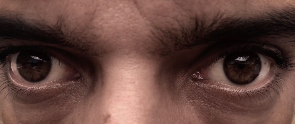 1 téléphone, 1 film, 1 minute : les meilleures créations du Mobile Film Festival 2019 regard d'un homme en colère