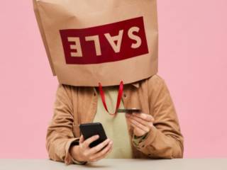 Après le flygskam, voici le köpskam : la honte de faire du shopping