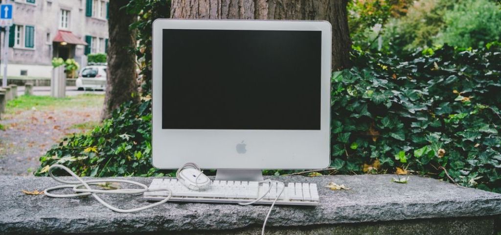 Réfléchir à l'éthique dans le numérique Ordinateur mac abandon
