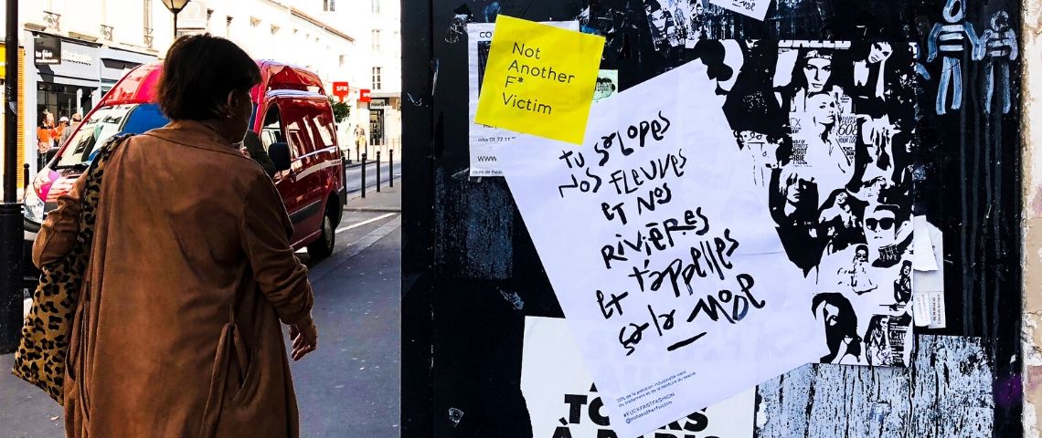 Comment la nouvelle génération de créatifs se forme aux enjeux du climat ? des affiches de sensibilisation contre la fast fashion