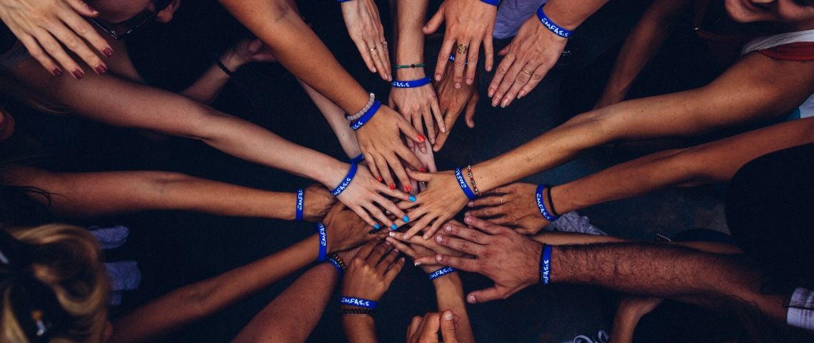 Design System : un atout dans le processus de création en entreprise Une équipe en team bulding