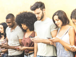 Comment améliorer YouTube ? Une anthropologue présente des solutions