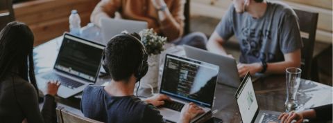 Codeurs bar bière travail