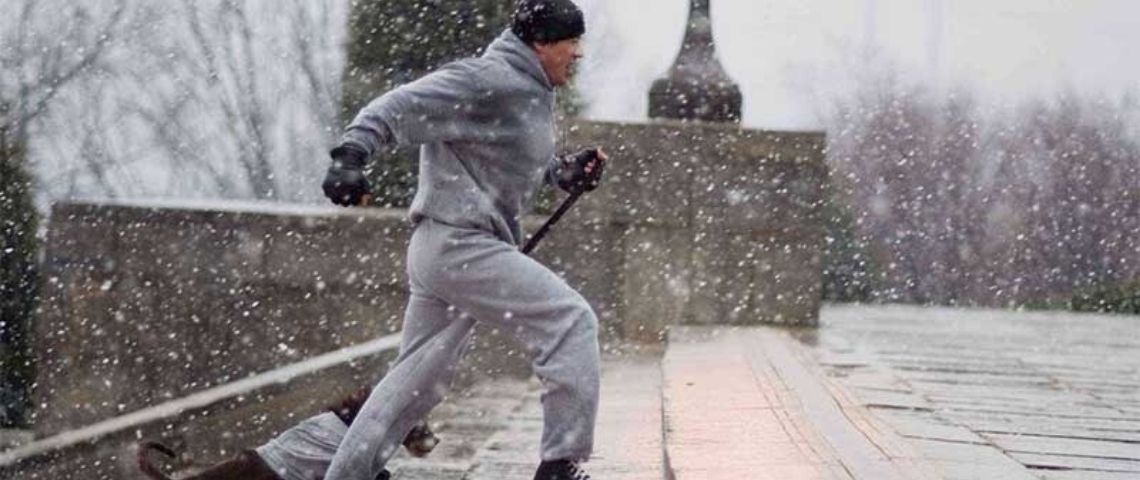 Google Maps vous propose de retrouver les lieux de tournage de vos films préférés Rocky en train de monter des escaliers en courant