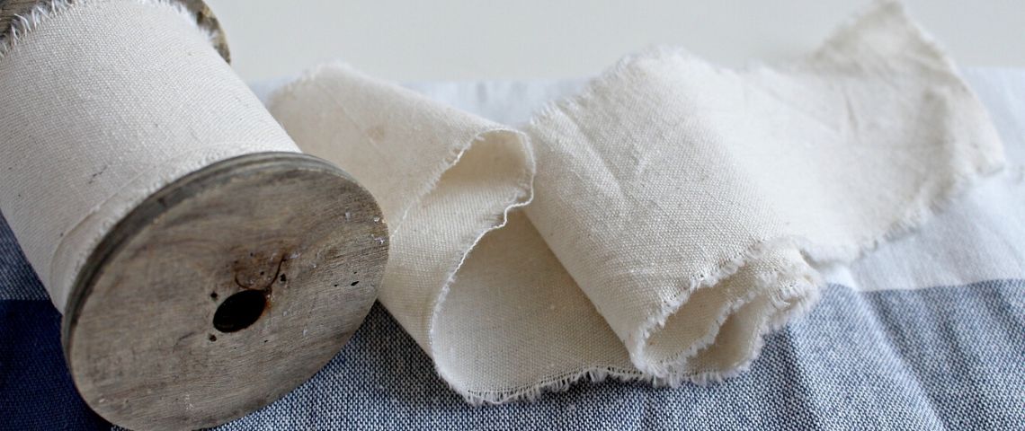 L’enseigne H&M a annoncé que sa prochaine collection comportera une robe réalisée à partir de fibres d'anciens vêtements en coton Bobine de coton