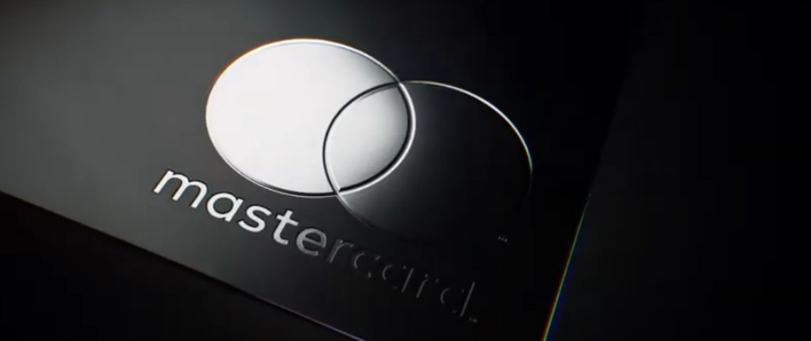 Qonto choisit Social Club pour le lancement de sa nouvelle carte « X » Carte mastercard noir