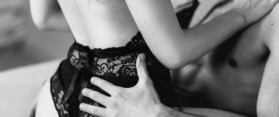 La version premium de PornHub sera offerte aux abonnés pour la Saint-Valentin Couple en petite tenue