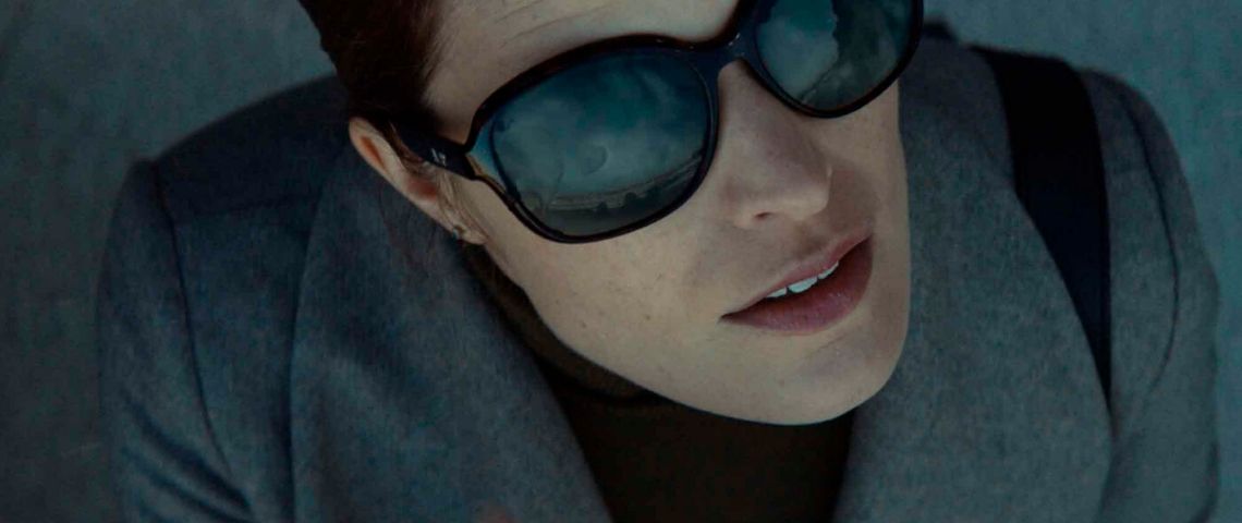 Le PMU et son agence Buzzman dévoilent une nouvelle campagne publicitaire à travers deux films célébrant le talent de ses parieurs Femme portant des lunettes de soleil noires