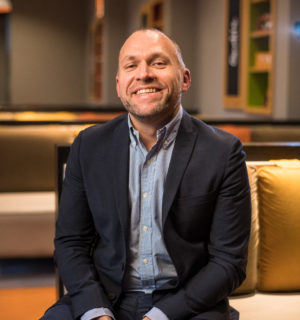 Portrait de Stéphane Brunerie, directeur marketing de St Michel Biscuits