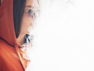 Cigarette électronique : JUUL accusé d’avoir créé une épidémie de vaping chez les jeunes