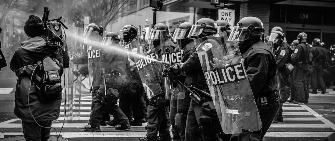Des familles de victimes de violences policières, lancent L’application police