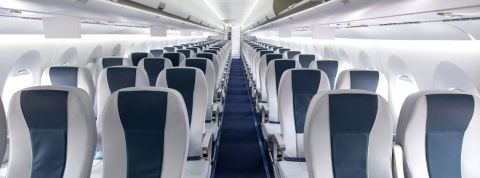 Quels sont les secteurs touchés par le coronavirus ? Un avion vide