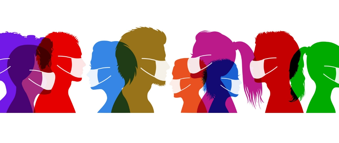 Pourquoi personne n'écrit correctement le mot coronavirus Des silhouettes de gens qui portent des masques