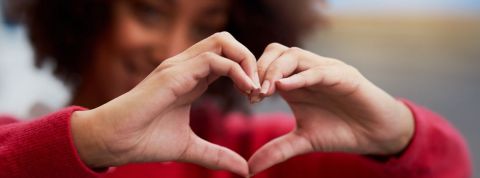 Coeur avec les doigts