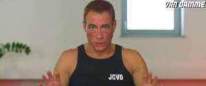 Jean Claude Van Damme de face