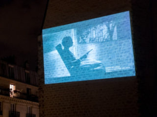 Films en plein air, drive in et salle virtuelle : le ciné vit pendant le confinement
