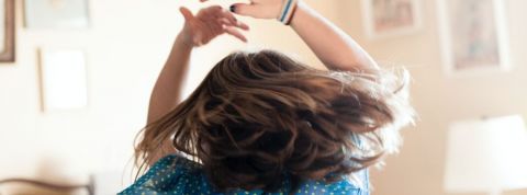 Invitation : réflexion sur nos corps confinés avec la chorégraphe Mathilde Monnier Invitation : réflexion sur nos corps confinés avec la chorégraphe Mathilde Monnier