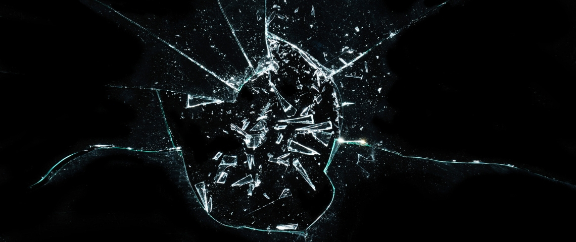 Le créateur de Black Mirror lance une émission dédiée au confinement Un miroir brisé