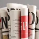 Des journaux placés en éventail