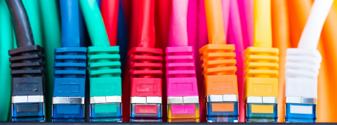 câbles réseau multicolores