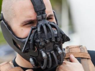 Coronavirus : les masques de Bane en rupture de stock