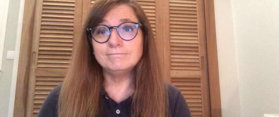 Le regard de Karine Soyer, fondatrice et consultante de l'agence Heureux qui...